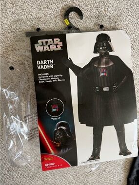 Spirit Star Wars Darth Vader Costume - child size medium 8-10, like new!